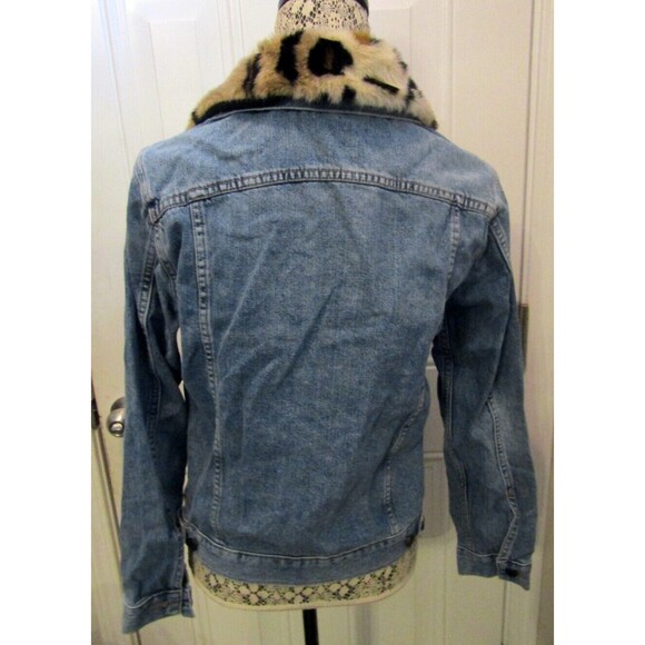 DL 1961 Clyde Classic Trucker Jean Jacket NWT Leopard Fur Collar Retail $249 S - Picture 7 of 11